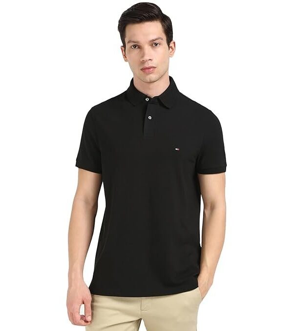 Tommy Hilfiger Men's Solid Regular Fit T-Shirt