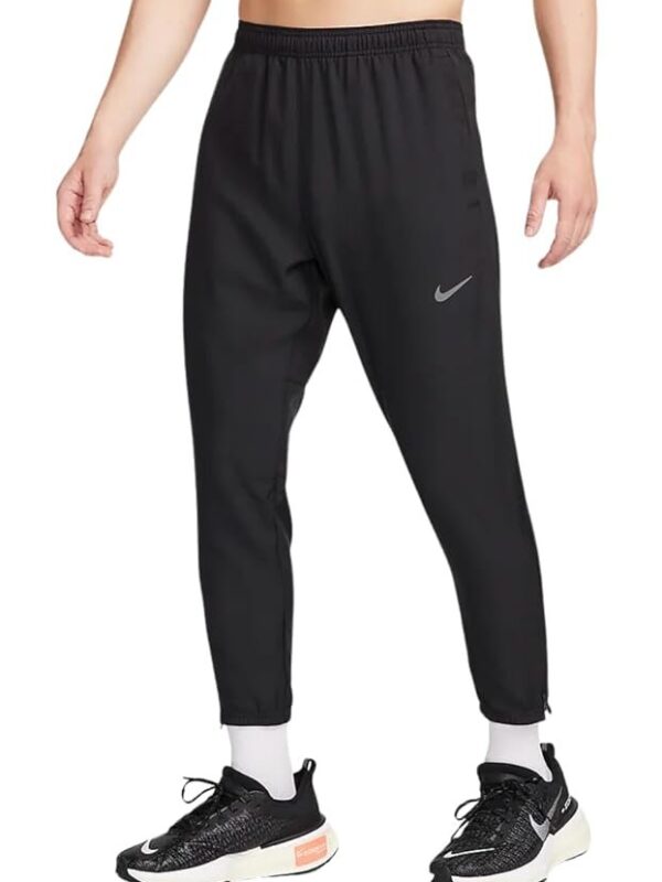 Nike Men's Regular Fit Mid Rise Pants